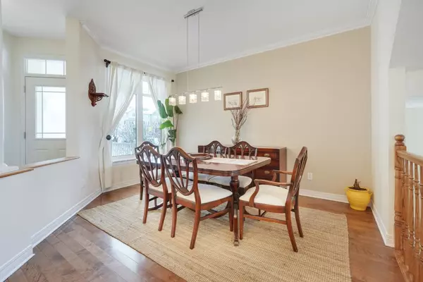 Blossom Park - Airport And Area, ON K1V 1X3,801 Feather Moss WAY