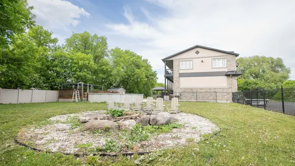 Stittsville - Munster - Richmond, ON K2S 1B8,2754 Eagleson RD