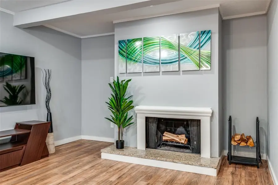 4317 Hartford Street #214, Dallas, TX 75219