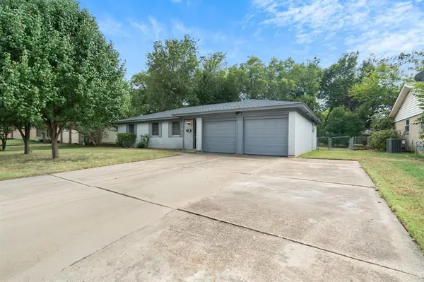 Burleson, TX 76028,125 NW Jill Ann Drive