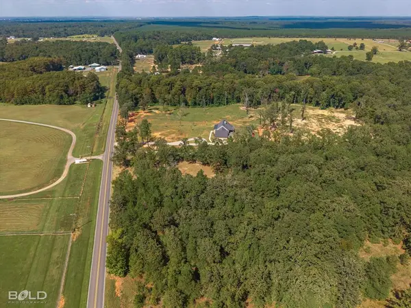 Benton, LA 71006,1228 Old Plain Dealing Road