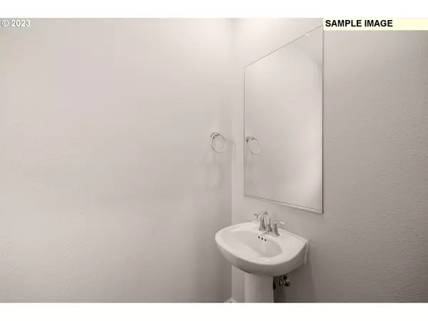 Woodburn, OR 97071,1047 Clemson St