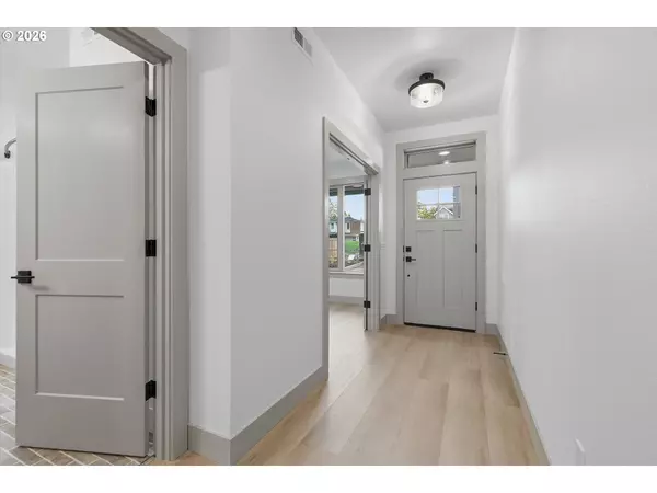 Clackamas, OR 97015,14986 SE Andre Way