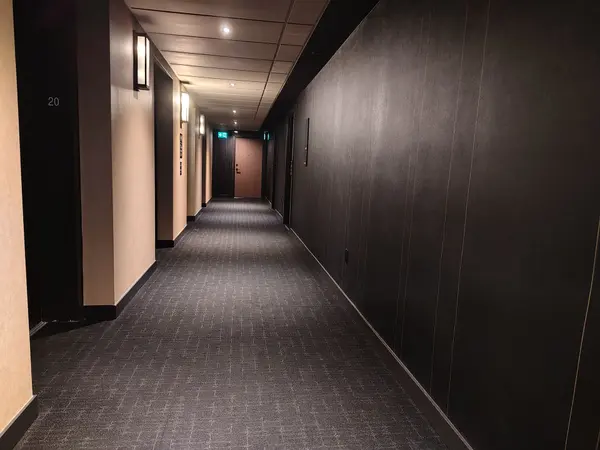 Toronto C08, ON M4Y 1S9,55 Charles ST E #2009