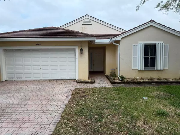 4966 SW 33rd Ter, Hollywood, FL 33312