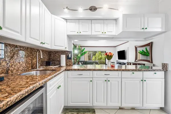 Boca Raton, FL 33428,9280 SW 3rd St #802