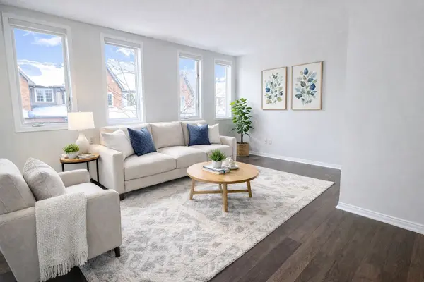 Mississauga, ON L5M 6C1,2945 Thomas ST #98