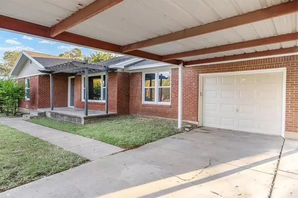 Stephenville, TX 76401,1750 N Graham Street