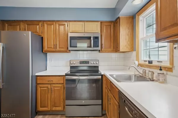 Readington Twp., NJ 08887,364 Burdock Ct