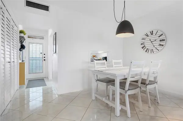 Lauderdale Lakes, FL 33313,3051 NW 46th Ave #407