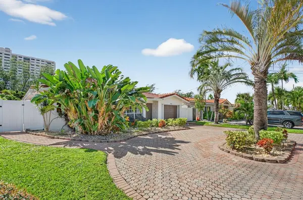 Pompano Beach, FL 33062,2534 SE 14th Street