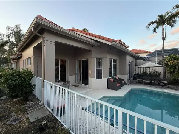 Palm Beach Gardens, FL 33418,32 MONTEREY POINTE Drive #32