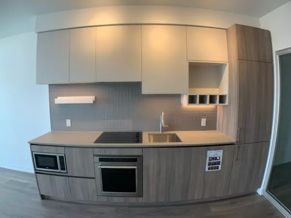 Vaughan, ON L4K 0J7,950 Portage Pkwy #703