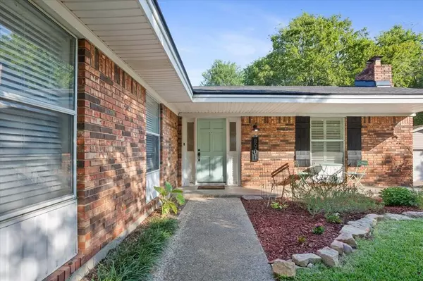 Woodway, TX 76712,8901 Panther Drive