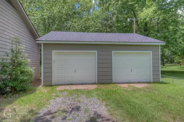 Haughton, LA 71037,7245 Highway 157