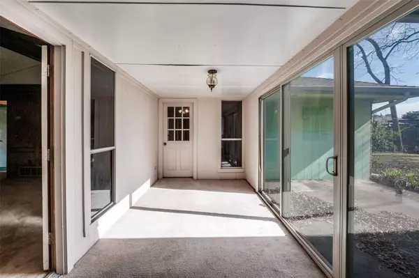 Plano, TX 75075,1900 Macao Place