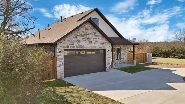 Fort Worth, TX 76105,4754 Ramey Avenue