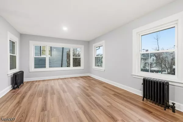 East Orange City, NJ 07017,288 William St