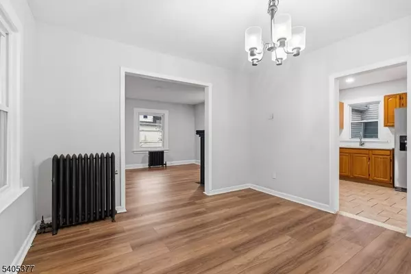 East Orange City, NJ 07017,288 William St