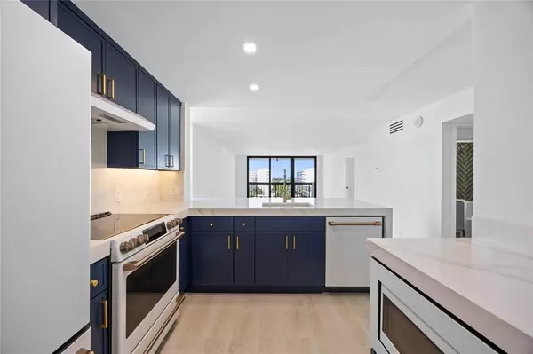 Fort Lauderdale, FL 33308,4800 E Bayview Dr #901