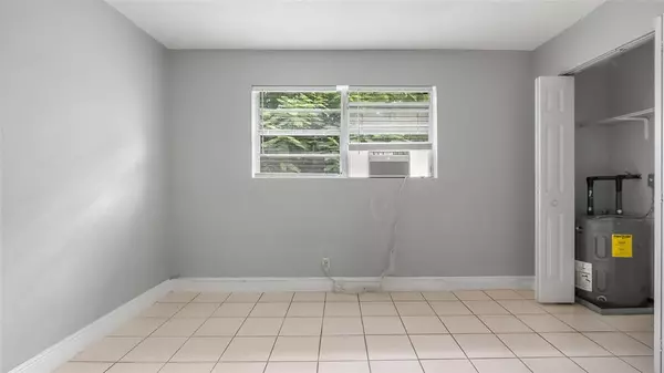 Fort Lauderdale, FL 33312,626 SW 14th Ave #216