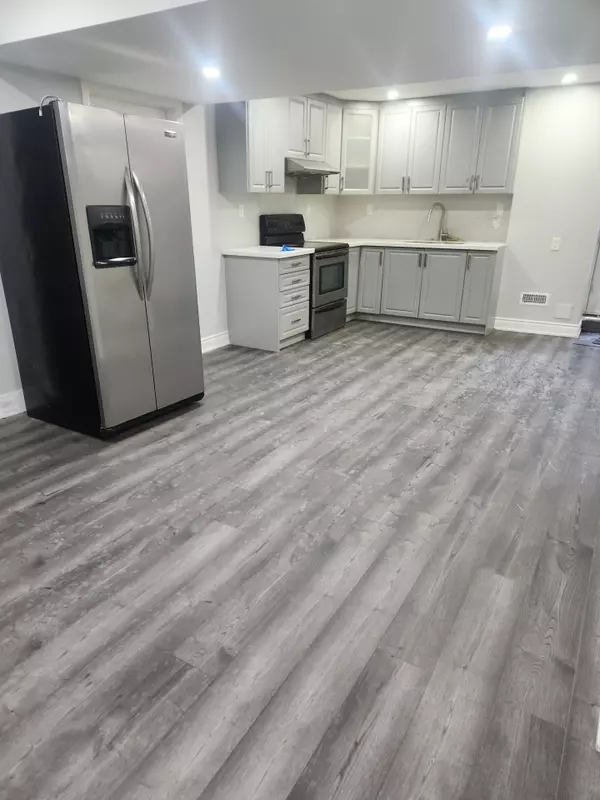 Brampton, ON L6P 3Y2,34 Pinestaff RD