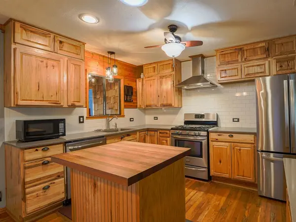 Krum, TX 76249,438 South Street