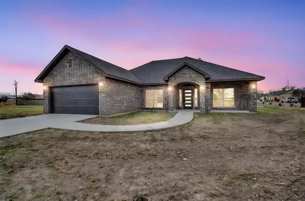 Palmer, TX 75152,203 W Denton Street