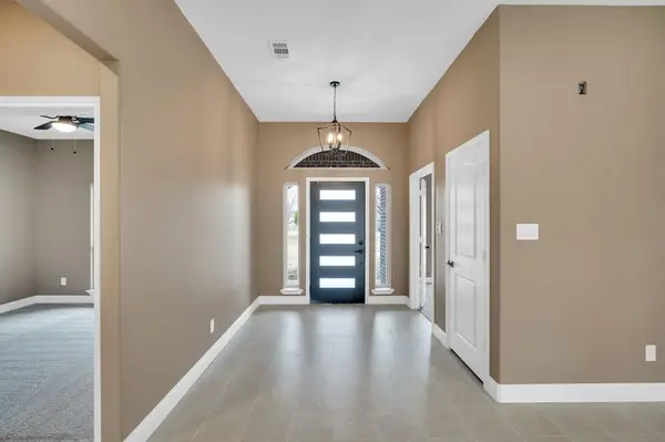 Palmer, TX 75152,203 W Denton Street