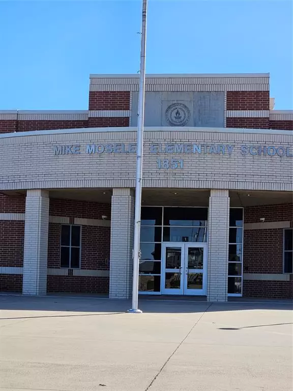 Grand Prairie, TX 75052,1805 Mobile Road