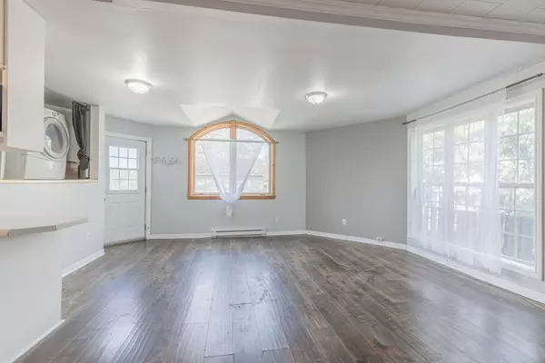 London North, ON N6H 2B2,132 Wharncliffe RD N #Back