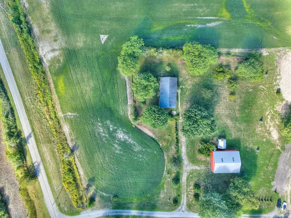 Wainfleet, ON L0S 1V0,32626 Clarendon ST W