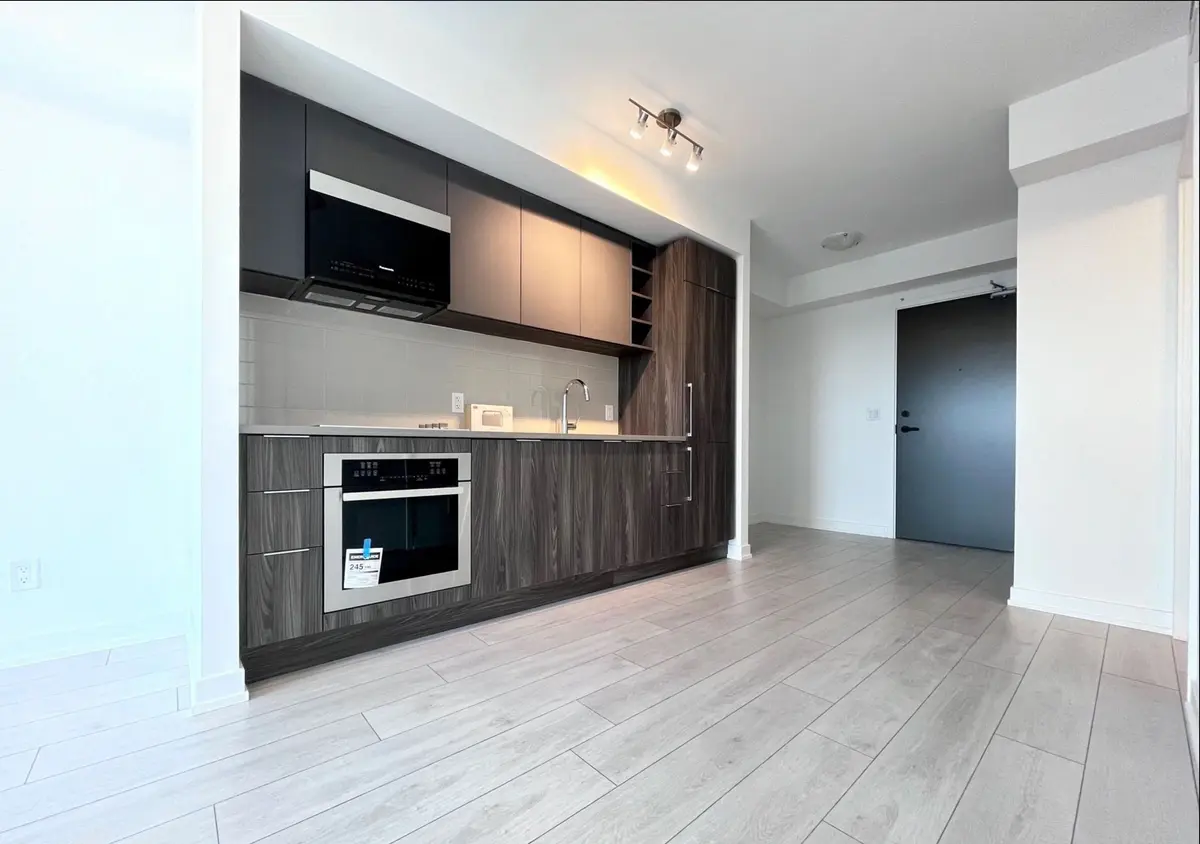 Toronto E07, ON M1T 0B8,2031 Kennedy RD #1126