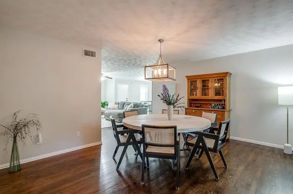 Dallas, TX 75233,2730 Larkspur Lane