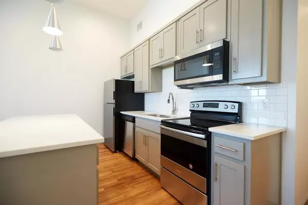 Ennis, TX 75119,200 W Brown Street #203