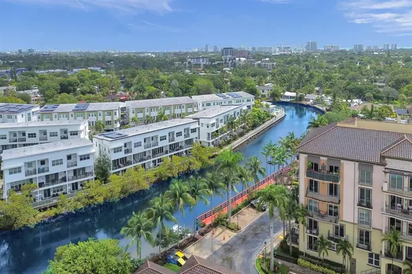 Wilton Manors, FL 33334,2633 NE 14th Ave #400