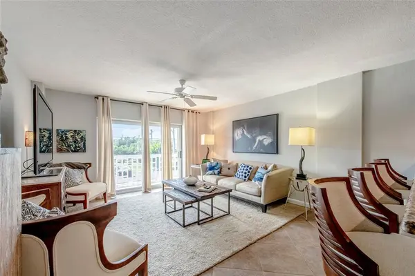 Fort Lauderdale, FL 33308,1831 NE 38th St #206