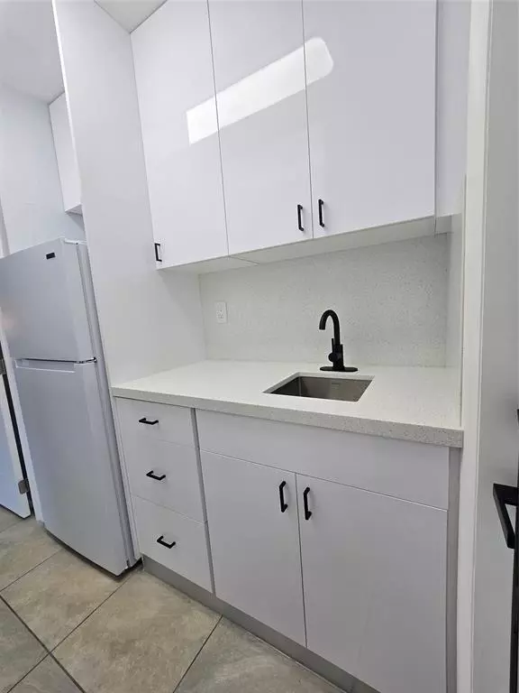 Hialeah, FL 33013,5020 E 10th Ave