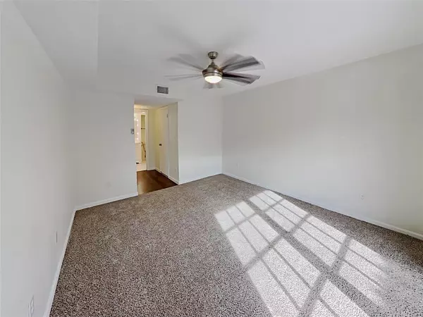 Dallas, TX 75240,13806 Brookgreen Drive