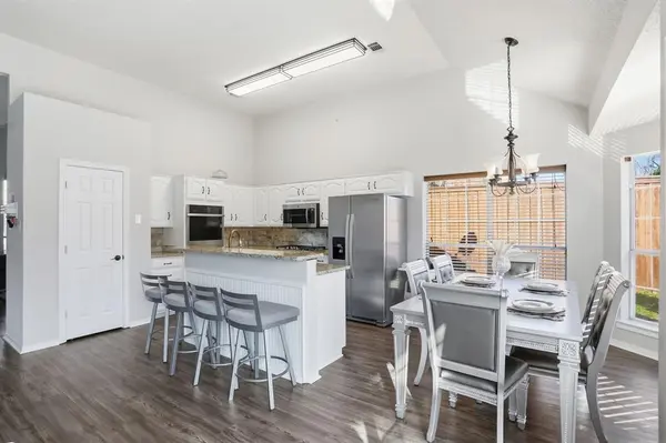 Bedford, TX 76021,3944 Cedar Ridge Drive