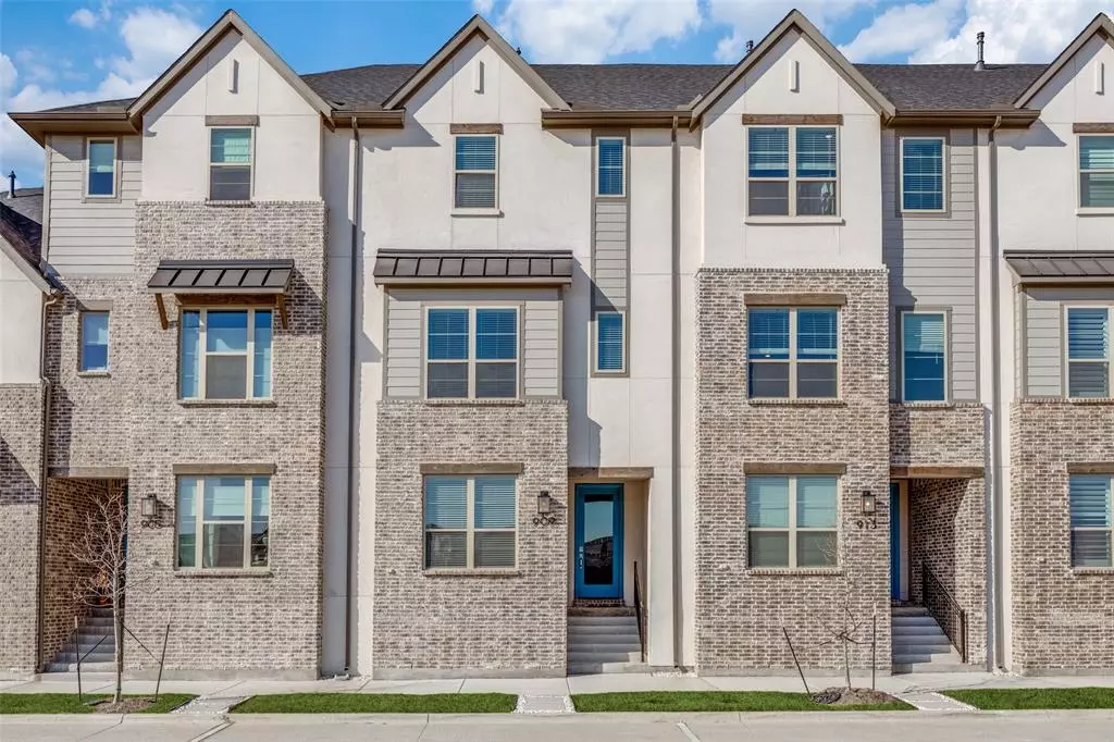 Plano, TX 75075,909 Heights Way