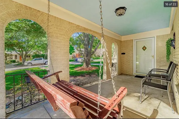 Dallas, TX 75208,915 Stewart