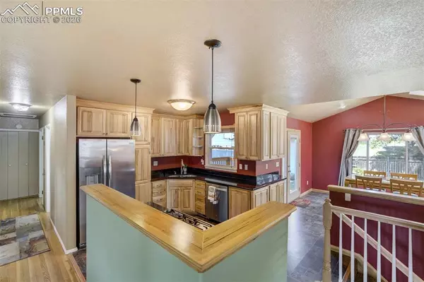 Colorado Springs, CO 80909,3322 E La Salle ST