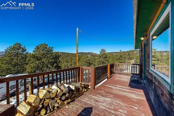 Florissant, CO 80816,201 Lake DR