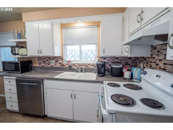 Springfield, OR 97477,2783 31ST ST