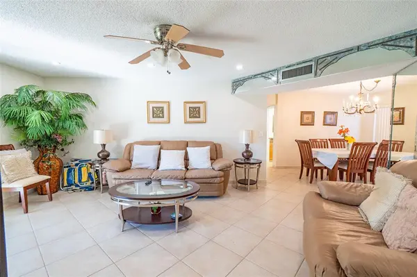 Lauderdale Lakes, FL 33319,4000 NW 44th Ave #208