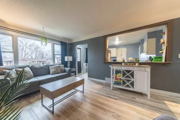 Fort Erie, ON L2A 5E1,955 Ferndale AVE