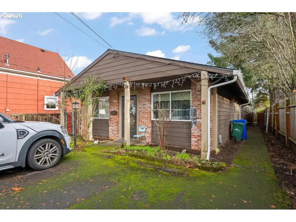 Portland, OR 97213,132 NE 78TH AVE NE