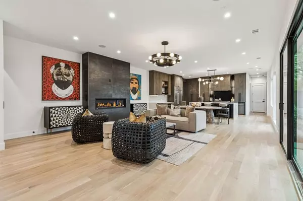 Dallas, TX 75209,7707 Robin Road