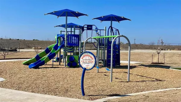 Cleburne, TX 76033,1922 CHEROKEE Lane